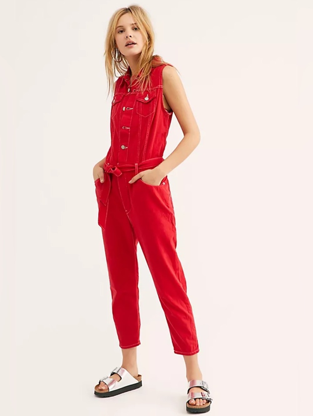 Levi’s Cropped Taper Jumpsuit – Red Denim Utility Jumpsuit Size Small